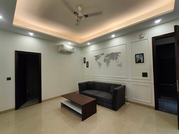 Living Room in 2 BHK Builder Floor at Sector 52 – for Rent