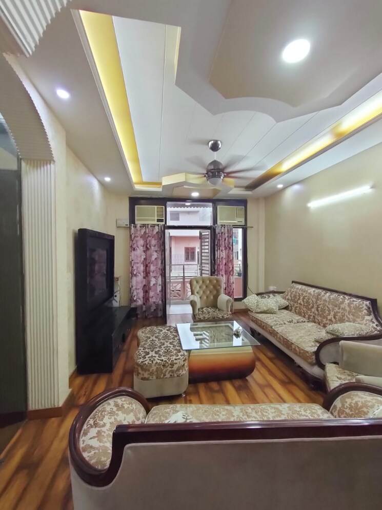 Living Room, prashant vihar 3 Bedroom 1500 Sq.Ft. Builder Floor In Prashant Vihar Delhi 8986724