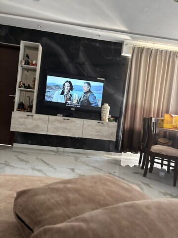 Bedroom in 3 BHK Apartment at Dotom Isle, Malad West – for Rent