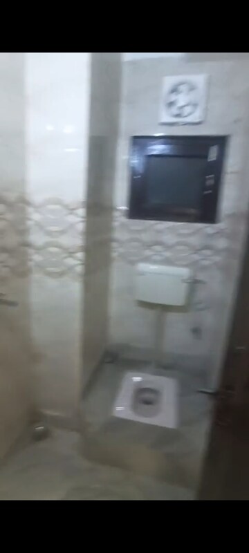 Bathroom in 3 BHK Builder Floor at Pitampura – for Rent