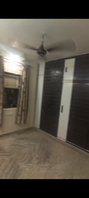Building Lobby in 3 BHK Builder Floor at Pitampura – for Rent