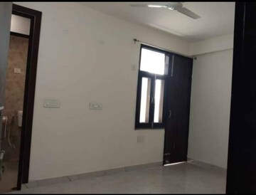 Room in 2 BHK Builder Floor at Chattarpur – for Rent