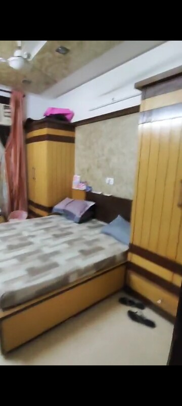 Bedroom in 3 BHK Builder Floor at Kohat Enclave – for Rent