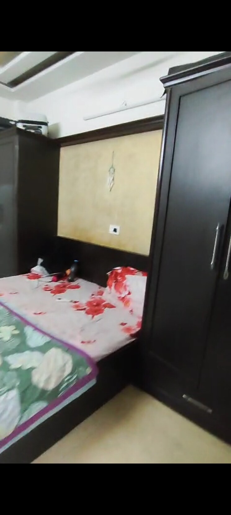 Bedroom, kohat enclave 3 Bedroom 2000 Sq.Ft. Builder Floor In Kohat Enclave Delhi 8986805