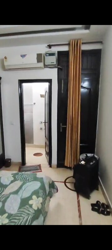 Building Lobby in 3 BHK Builder Floor at Kohat Enclave – for Rent