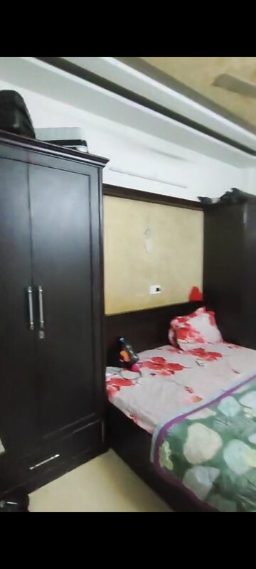 Bedroom in 3 BHK Builder Floor at Kohat Enclave – for Rent