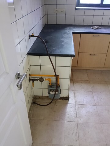 Staircase in 3.5 BHK Apartment at Unitech Uniworld Gardens, Sector 47 – for Rent