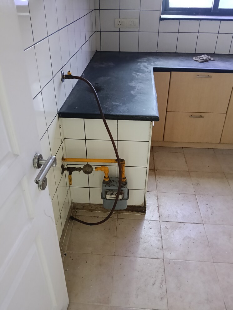 undefined, unitech-uniworld-gardens 3.5 Bedroom 2086 Sq.Ft. Apartment In Sector 47 Gurgaon 8986818