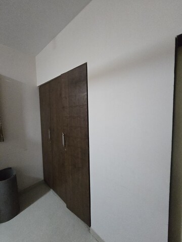 Room in 1 BHK Apartment at Cosmos Jewels Ruby, Ghodbunder Road – for Rent