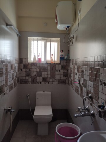 Team Area in 3 BHK Builder Floor at Kondapur – for Rent