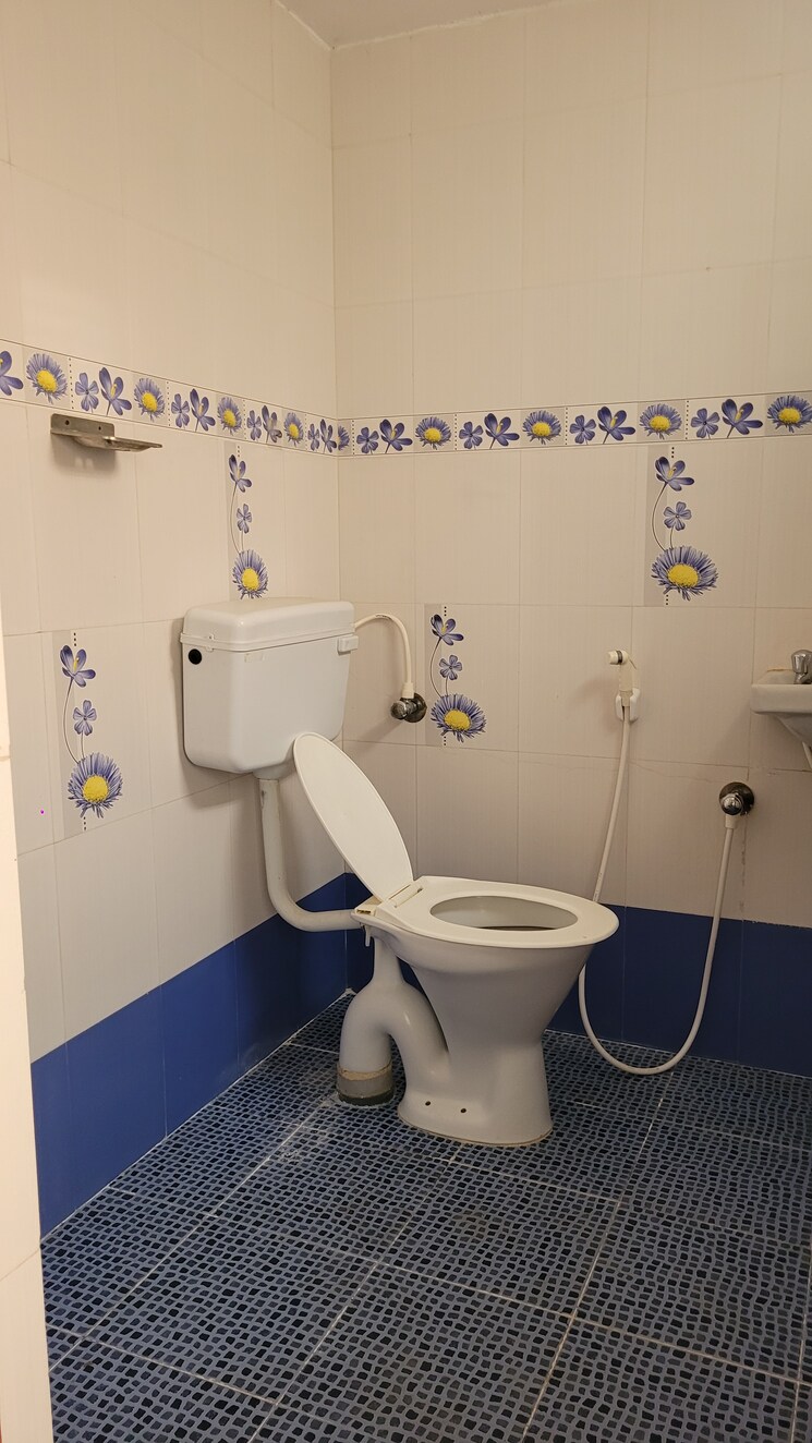 Bathroom, cheran ma nagar 3 Bedroom 2500 Sq.Ft. Villa In Cheran Ma Nagar Coimbatore 8986846