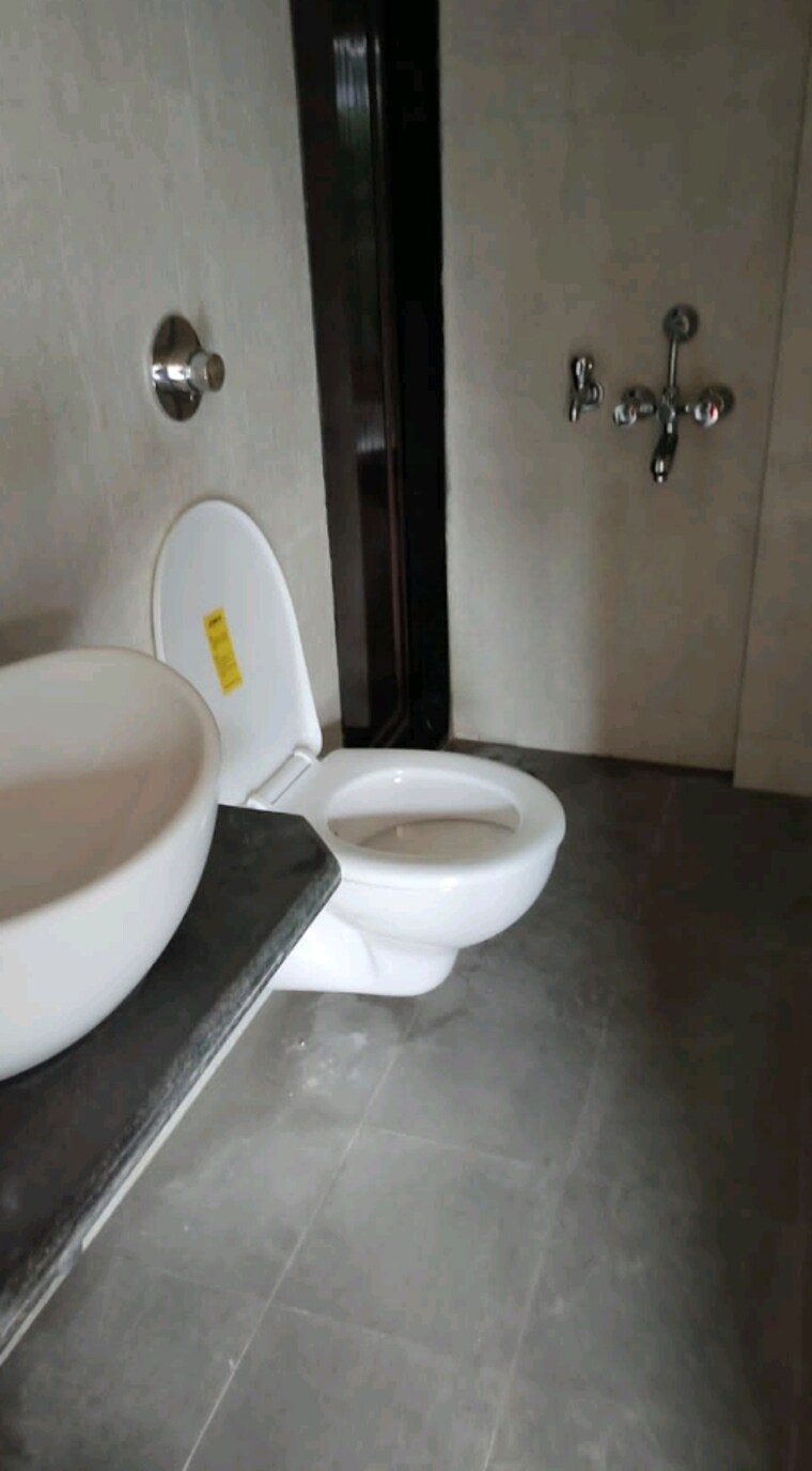 Bathroom, vihang-valley-phase-3 1 Bedroom 425 Sq.Ft. Apartment In Kasarvadavali Thane 8986886