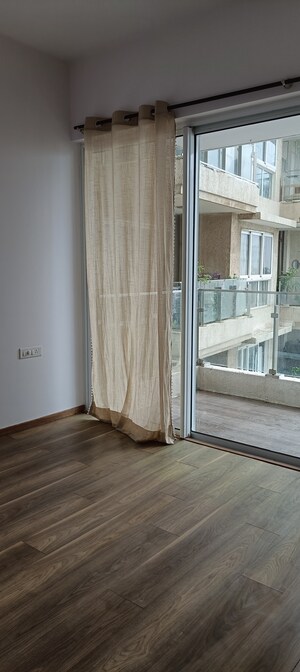 2 BHK Apartment For Sale in L&T Crescent Bay T2, Parel