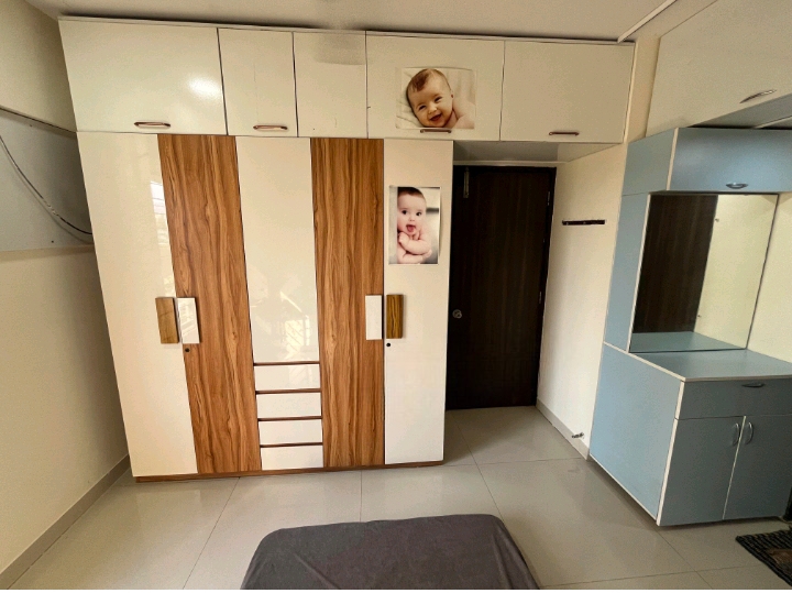 1 BHK + Pooja Room Apartment For Sale in Lodha Majiwada Tower 5