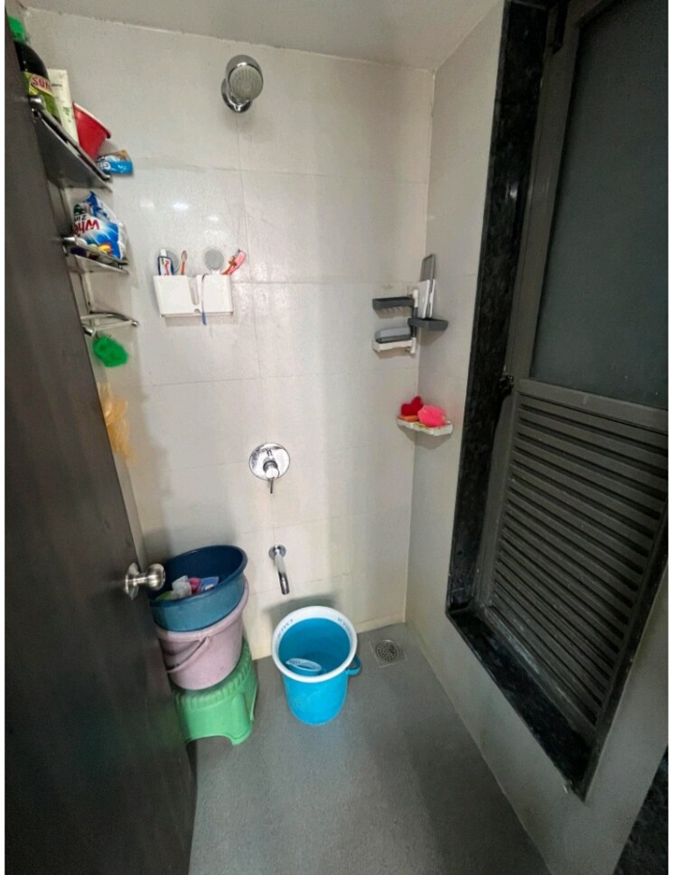 Bathroom, lodha-majiwada-tower-5 1 Bedroom 338 Sq.Ft. Apartment In Majiwada Thane 8986892