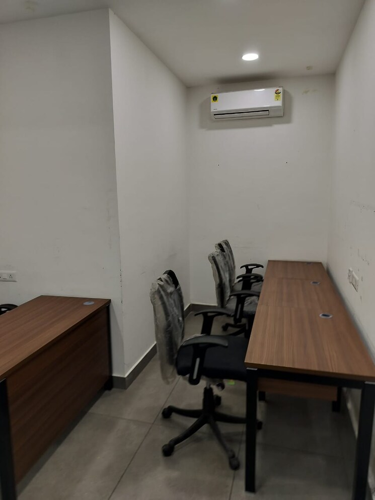 Team Area, sector 2 Commercial Office Space 4500 Sq.Ft. In Sector 2 Noida 8986951