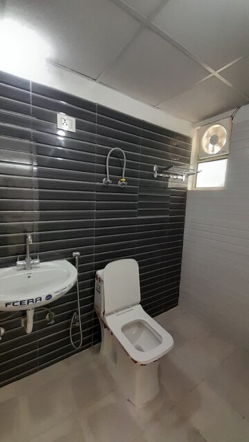 2 BHK Apartment For Rent in Gail Apartments, Sector 62