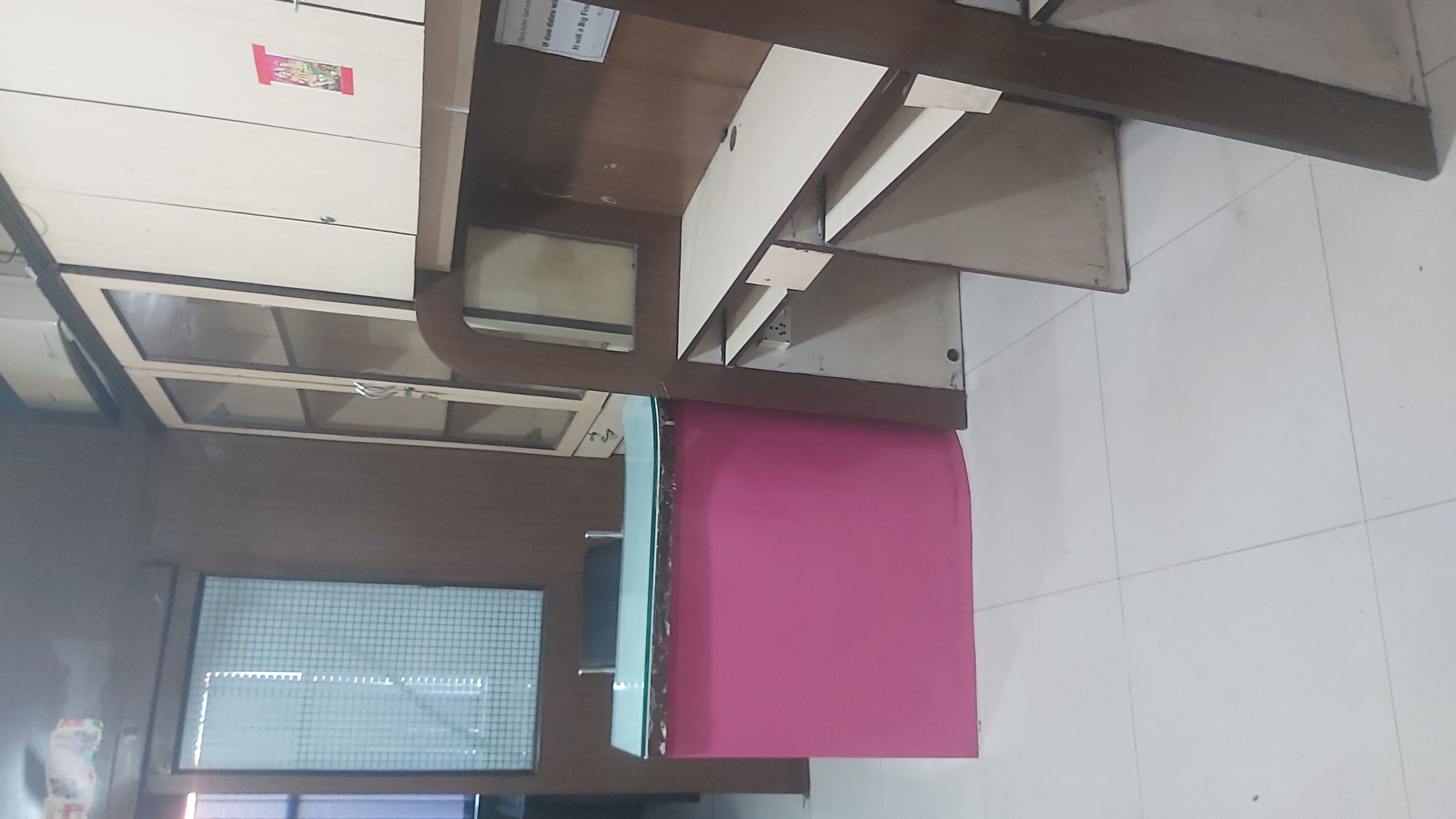 Office Space For Rent in Samachar Market Raj Compl