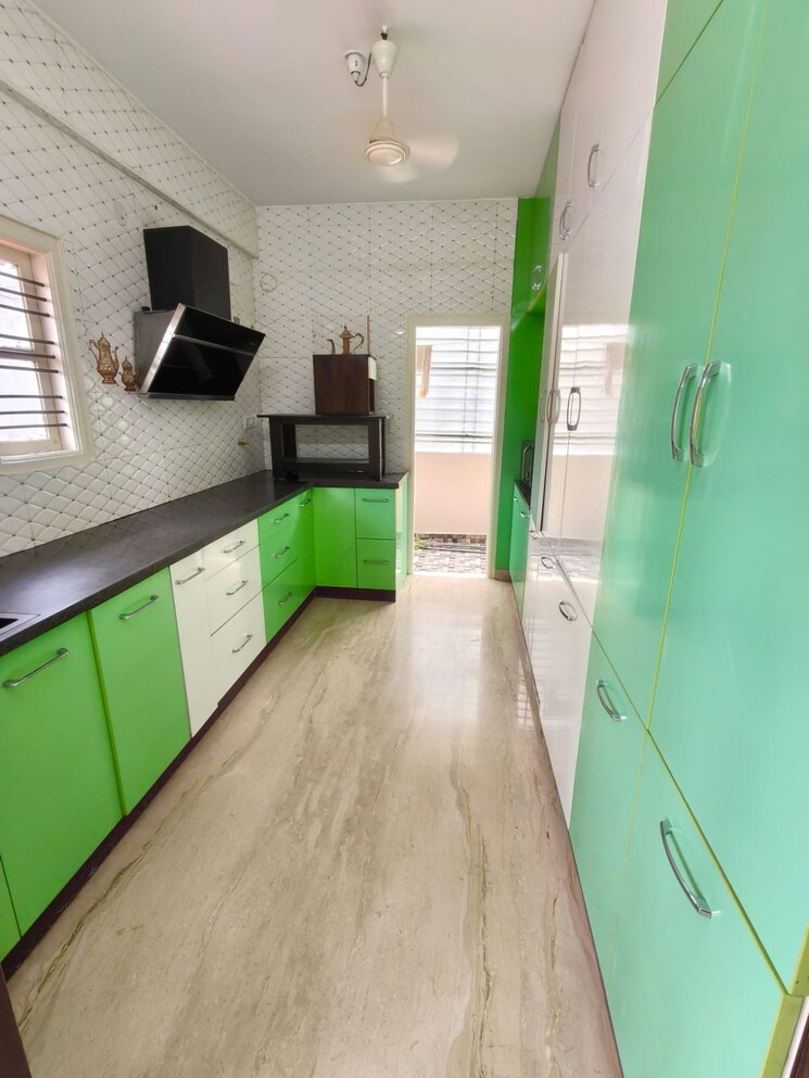 Team Area, indiranagar 3 Bedroom 2000 Sq.Ft. Builder Floor In Indiranagar Bangalore 8987058