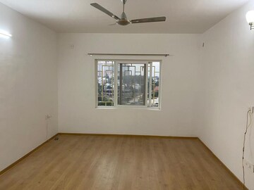 2 BHK Apartment For Rent in Godrej Aqua, International Airport Road