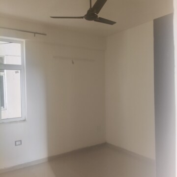 Room in 3 BHK Apartment at ROF Aalayas Phase 2, Sector 102 – for Rent