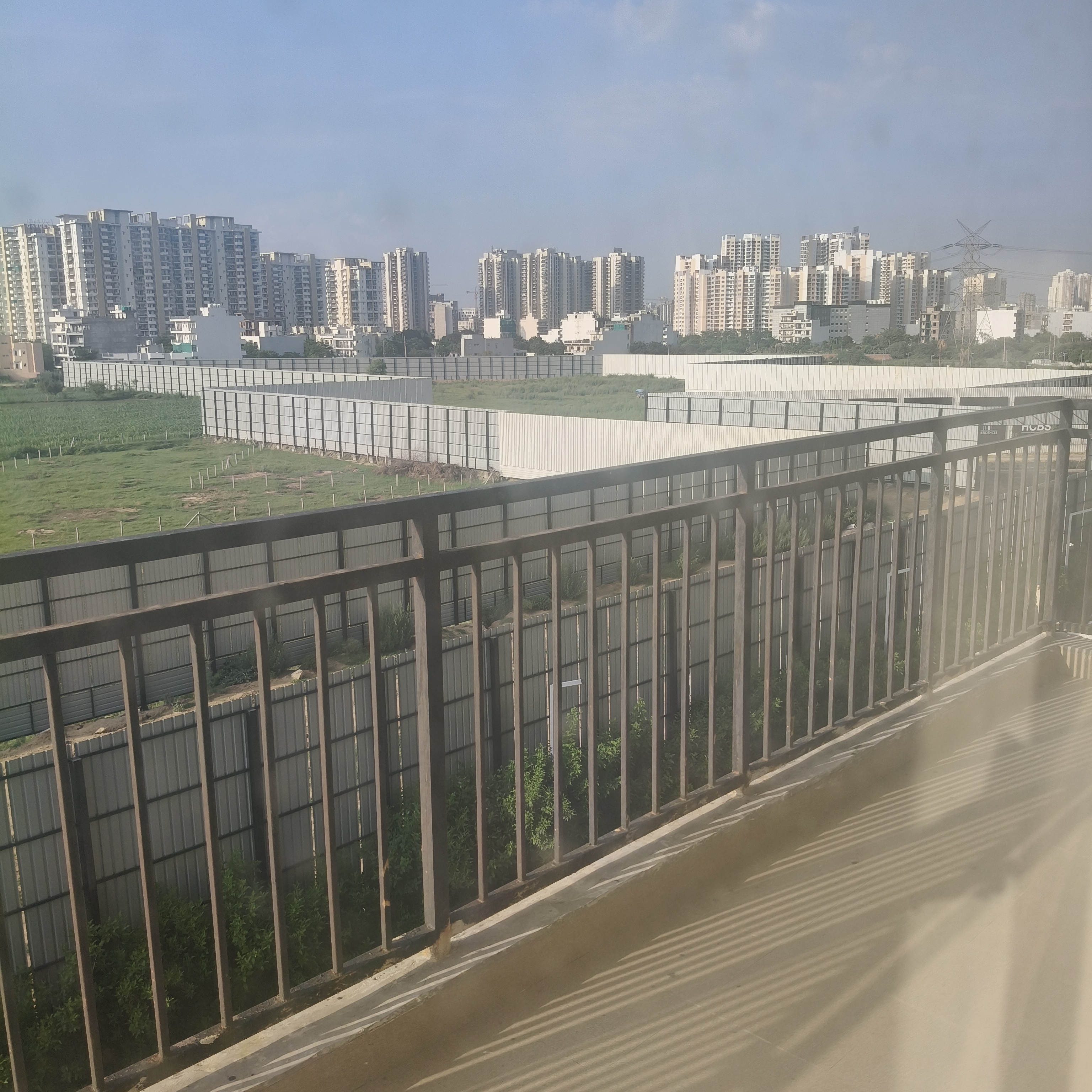 3 BHK 645 Sq.Ft. Apartment in ROF Aalayas Phase 2