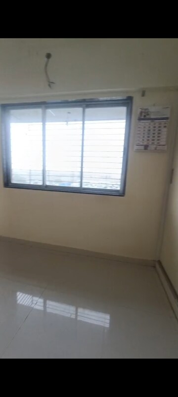 Room in 2 BHK Apartment at Santacruz East – for Rent