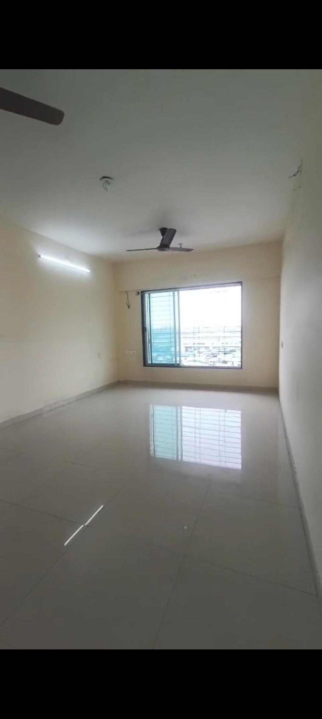 2 BHK + Study Room Apartment For Rent in Vakola Brigade Santacruz 