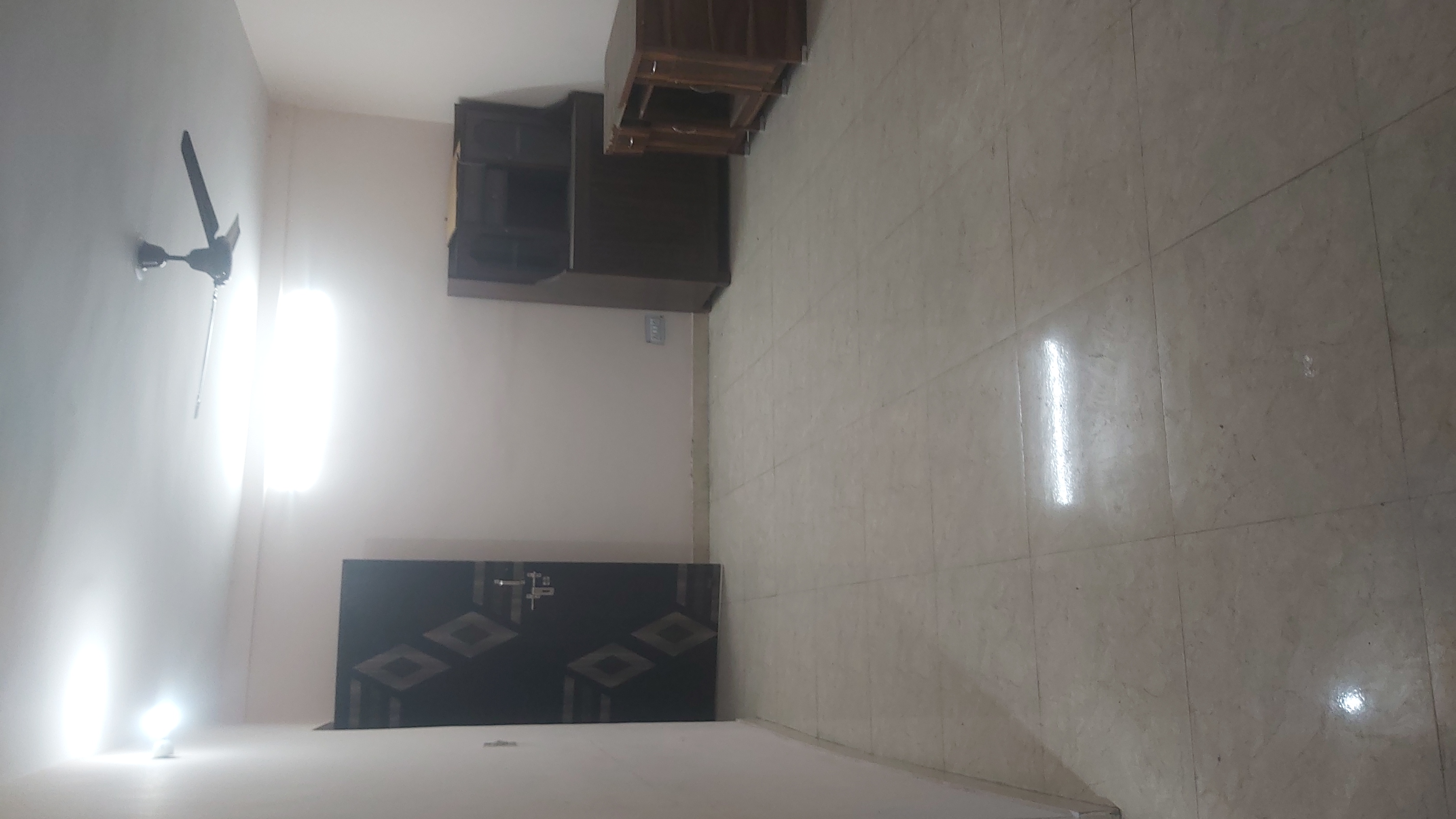 3.5 BHK + Servant Room Apartment For Sale in Dda Flat Pkt 5,mayur Viha