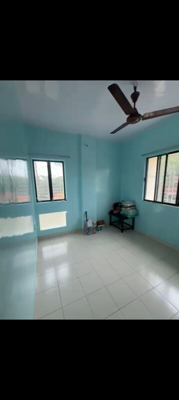 Room in 2 BHK Apartment at Pradnya Apartment Vakola, Vakola – for Rent