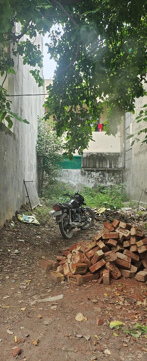  Plot For Sale in Sector 49