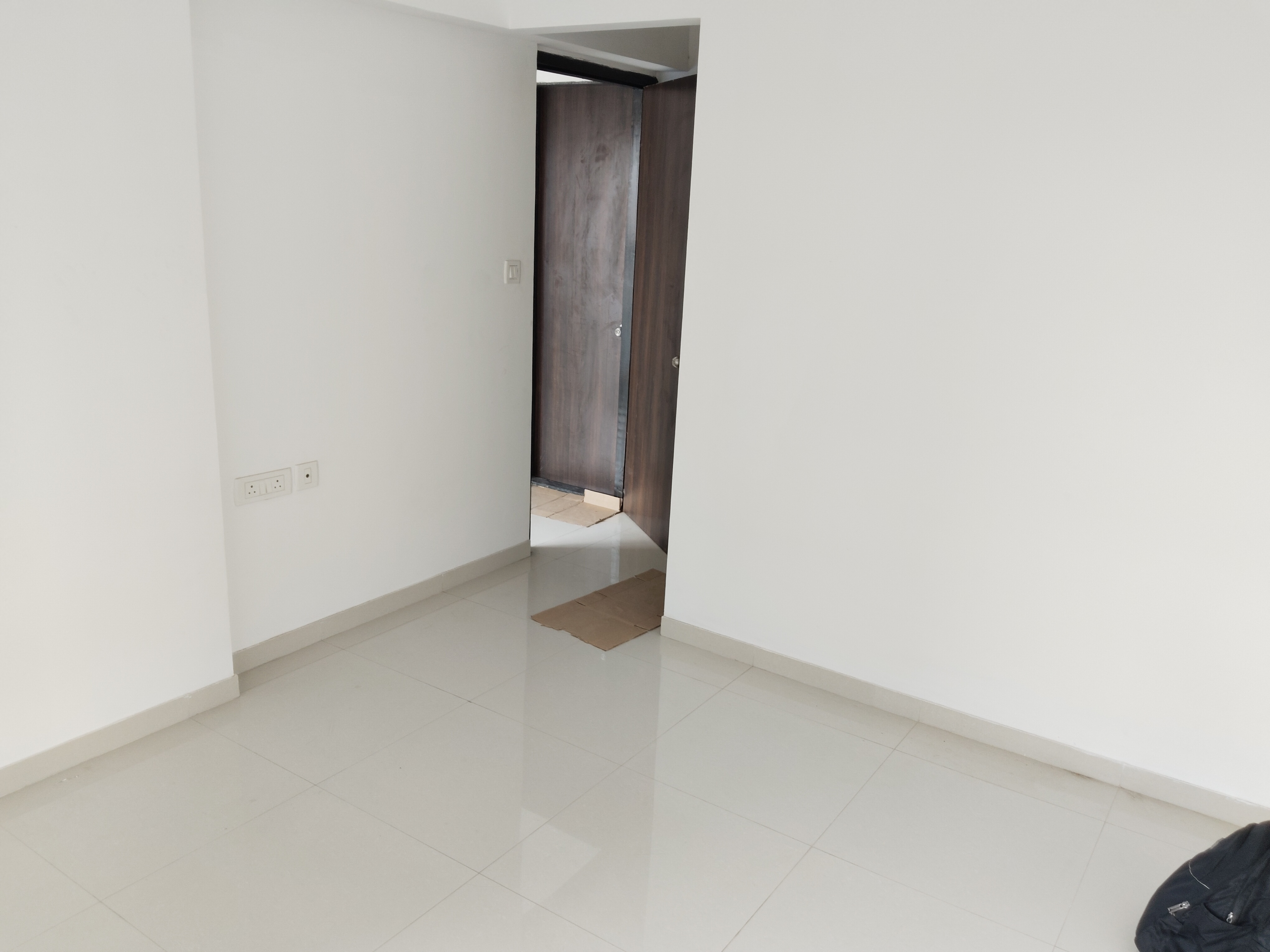 1 BHK Apartment For Rent in UK Iridium