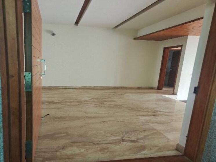 Room, victoria layout 3 Bedroom 2000 Sq.Ft. Apartment In Victoria Layout Bangalore 8987155