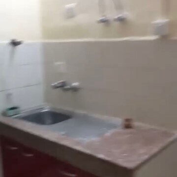 Bathroom in 3.5 BHK Apartment at Logix Blossom County, Sector 137 – for Rent