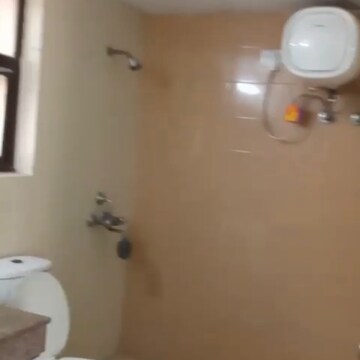 Bathroom in 3.5 BHK Apartment at Logix Blossom County, Sector 137 – for Rent