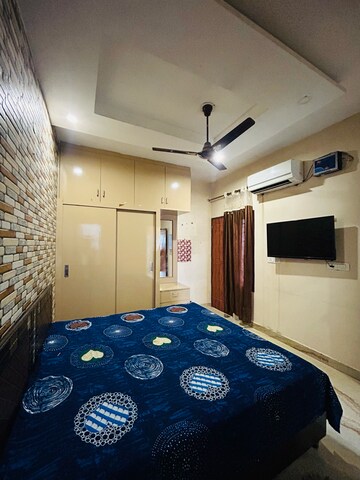 Bedroom in 1 BHK Apartment at Greater Mohali – for Rent