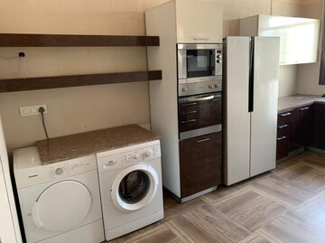 Bathroom in 3 BHK Builder Floor at Golf Links – for Rent