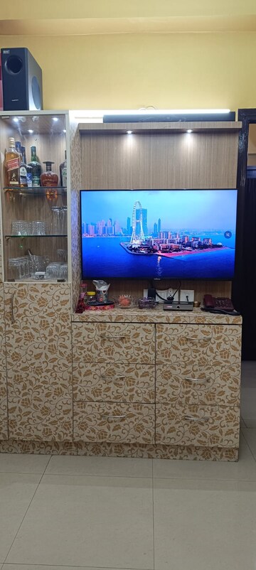 Living Room in 4 BHK Independent House at Sector 50 – for Rent