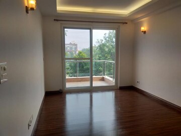 Room in 3 BHK Builder Floor at Sector 57 – for Rent
