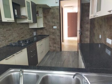 Kitchen in 3 BHK Builder Floor at Sector 57 – for Rent
