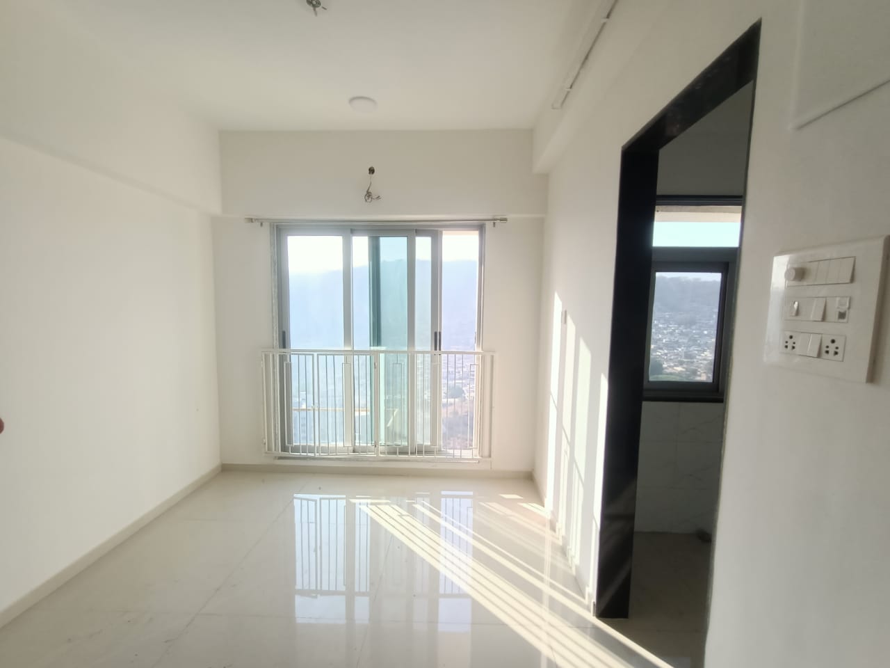 2 BHK Apartment For Rent in Mayfair The View