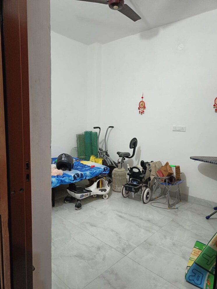 Team Area, sector 45 3 Bedroom 2200 Sq.Ft. Builder Floor In Sector 45 Gurgaon 8987207