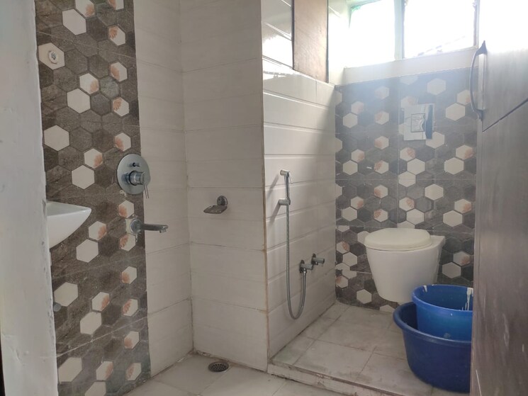 Bathroom, ireo-skyon 1 RK 280 Sq.Ft. Apartment In Sector 60 Gurgaon 8987218
