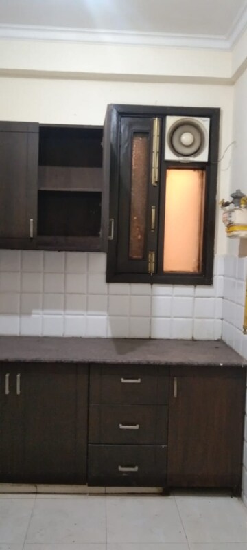 Kitchen in 3 BHK Builder Floor at Kishangarh – for Rent