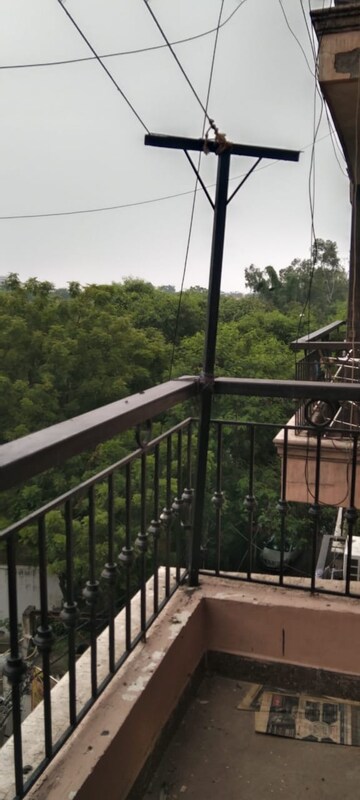 Balcony in 3 BHK Builder Floor at Kishangarh – for Rent