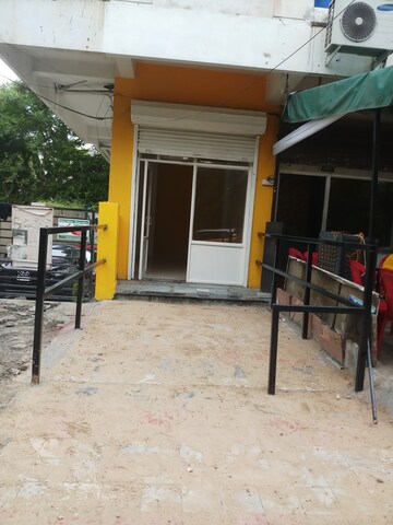  Shop For Rent in Scheme No 94