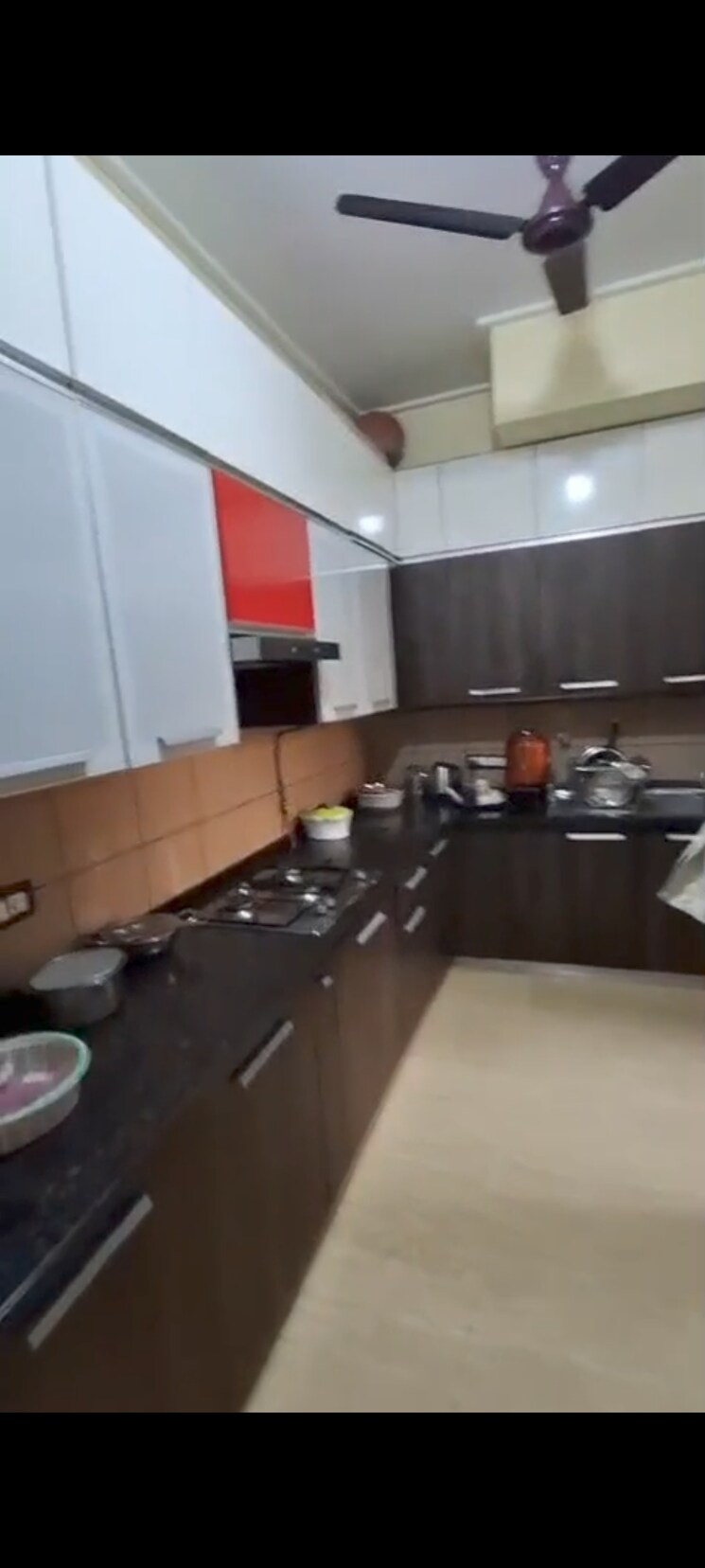 Team Area, dasnac-the-jewel 3 Bedroom 1525 Sq.Ft. Apartment In Sector 75 Noida 8987242