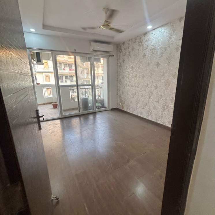 Room, mi-rustle-court 3 Bedroom 1900 Sq.Ft. Apartment In Malesemau Lucknow 8987260