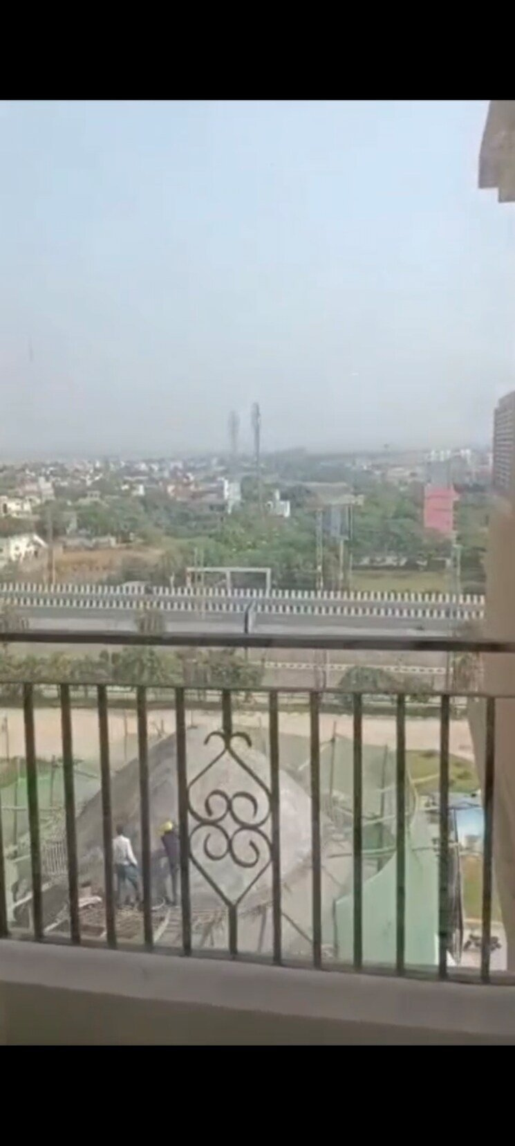 Exterior View, signature-the-serenas 2 Bedroom 724 Sq.Ft. Apartment In Sohna Sector 36 Gurgaon 8987274