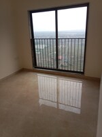 2 BHK 547 Sq.Ft. Apartment in Sunteck West World